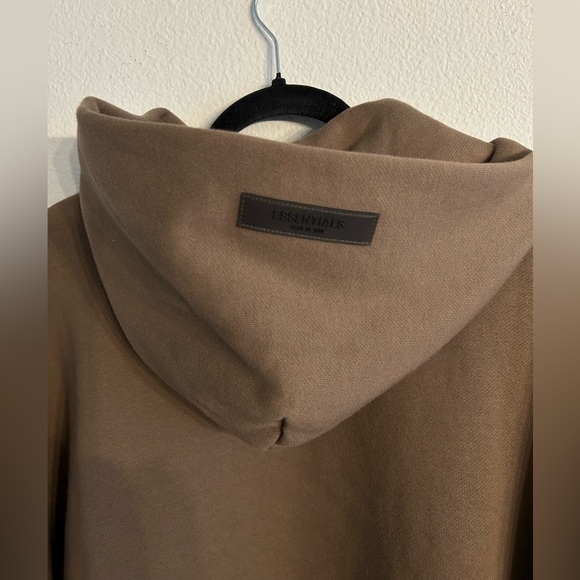 FEAR OF GOD ESSENTIALS Sweatshirt Hoodie Brown (Wood) Oversized Size Med… - Picture 4 of 7